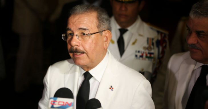 DANILO MEDINA EXIGE AL EMBAJADOR EEUU DEMUESTRE CASOS CONCRETOS DE CORRUPCIÓN