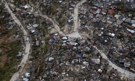 EL PASO DE MATTHEW DEJA MÁS DE 800 MUERTOS EN HAITÍ
