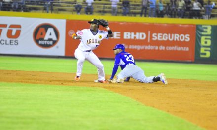 Águilas derrotan al Licey 3-0