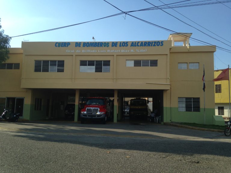 Bomberos piden ayuda