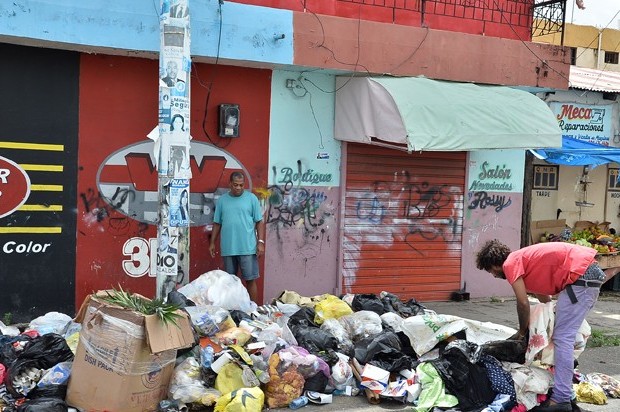 Los Alcarrizos II y la basura