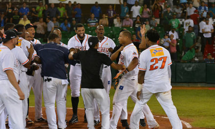 Gigantes ganan 3-0 al Escogido