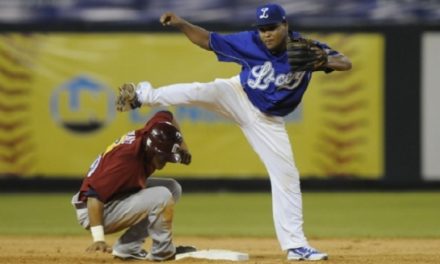 Licey da fiesta de palos a Gigantes