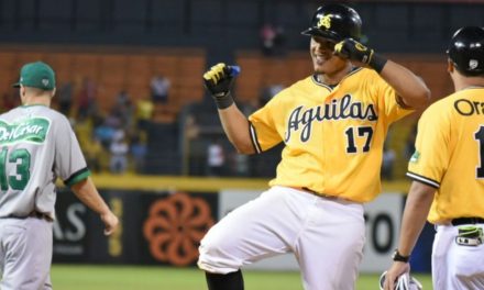 Aguilas sacan garras y ganan tercero