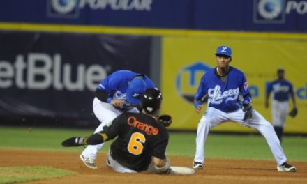 Licey derrota a las Aguilas y clasifica