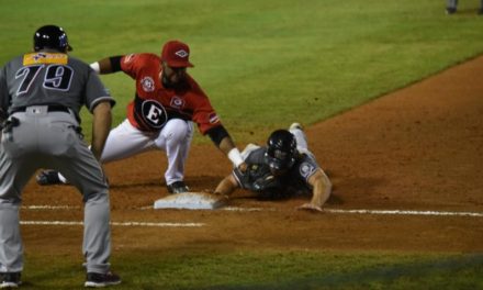 Gigantes no dan tregua al Escogido