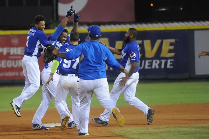 Tigres ganan a las Aguilas