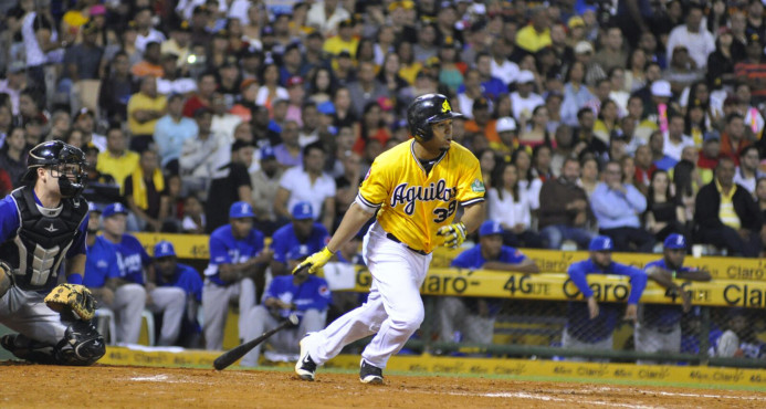 Aguilas atacan de nuevo a los Tigres