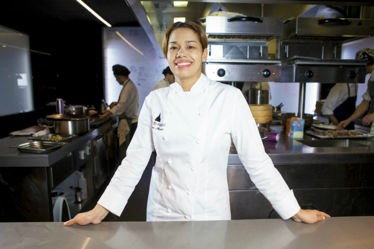 María, Marte, lavaplatos, chef, Madrid, estrellas, Michelin, Alcarrizos News Diario Digital