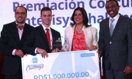 Estudiante gana un millón concurso software