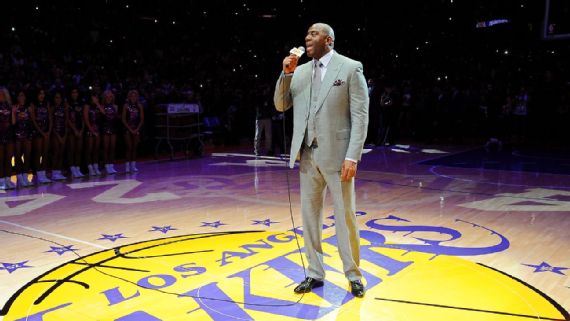 Magic Johnson es el nuevo presidente de operaciones de los Lakers