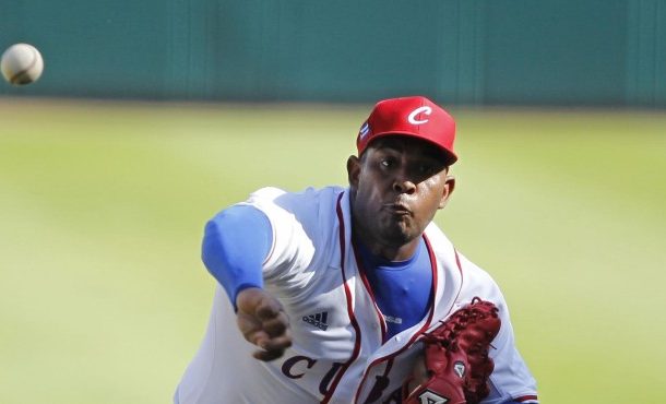 Cuba vence a Puerto Rico, clasifica a las semifinales en Serie del Caribe