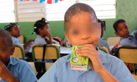 Denuncian el Gobierno adeuda más de 3 mil millones de pesos a suplidores del desayuno escolar
