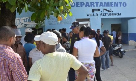 Una patrulla de la Policía ultimó a dos alegados delincuentes en Villa Altagracia