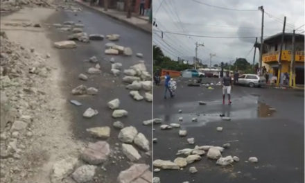 Comerciantes y moradores de Los Alcarrizos Viejos protestan