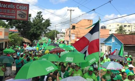 Ciudadanos marchan en San Francisco de Macorís en contra de la impunidad y la corrupción