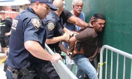 Conductor que atropelló a 22 personas en Times Square es de origen dominicano