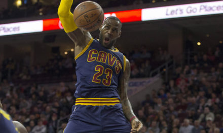 LeBron James y Cavs arrasan otra vez con los Celtis de Boston, lideran playoffs 2-0