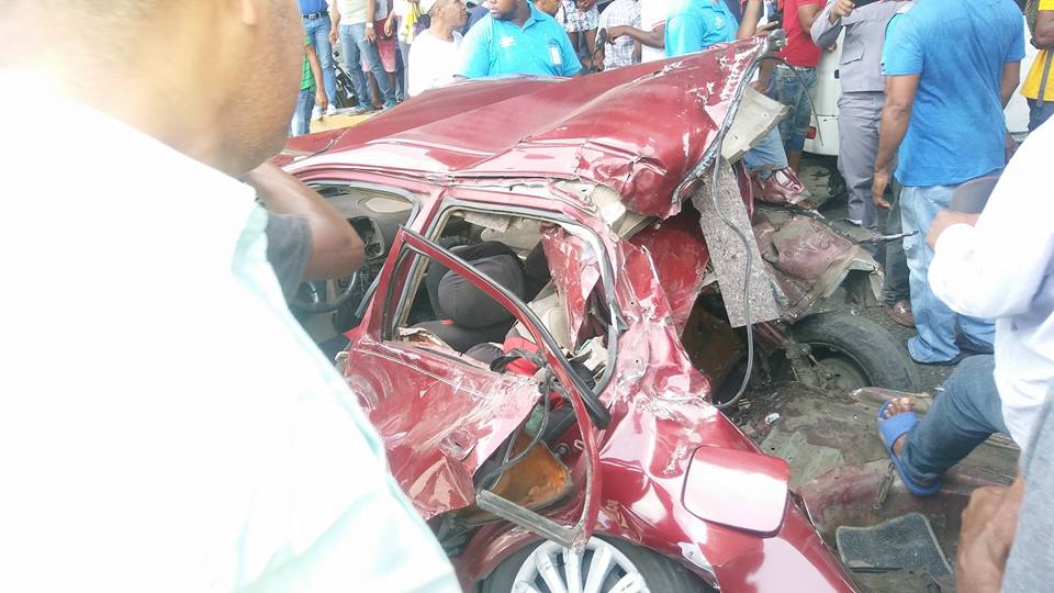 Aparatoso accidente de tránsito en Los Alcarrizos, Alcarrizos News Diario Digital