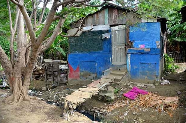 Los moradores en el Hoyo de Bartola esperan obras prioritarias prometidas en la campaña