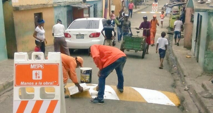 Obras Públicas ejecuta jornada de asistencia social en Los Girasoles, Herrera y Los Ríos