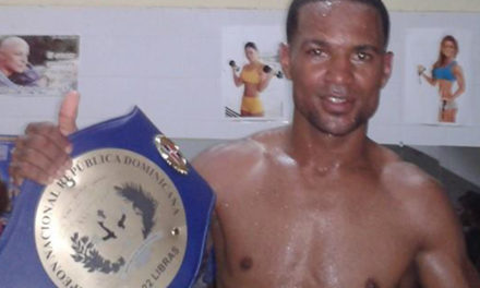 El boxeador dominicano Geysi Lorenzo muere peleando para comprar útiles escolares a su hija