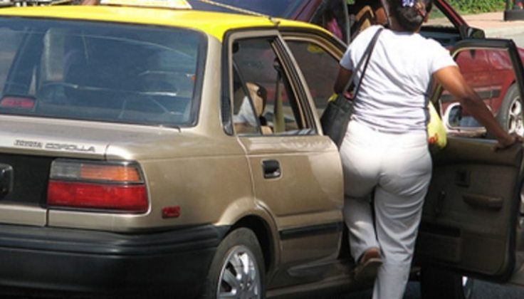 El desorden y el robo en el transporte de pasajeros en Los Alcarrizos