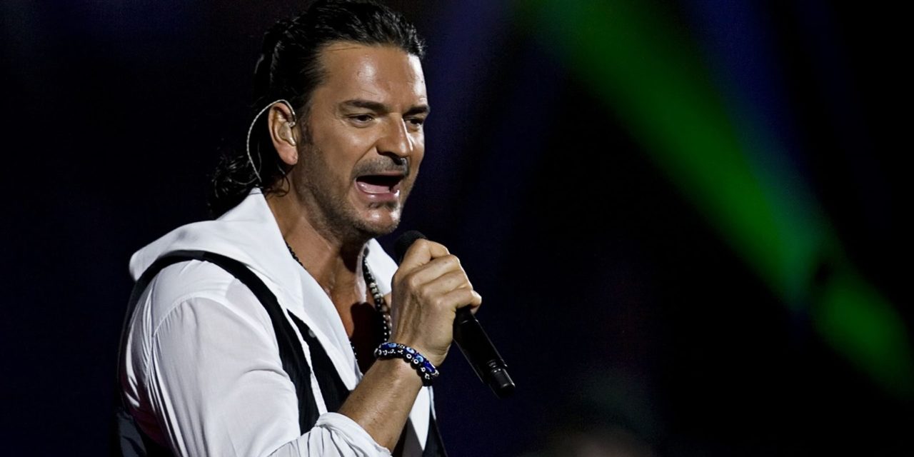 Ricardo Arjona contraataca, abogado anuncia querella por embargo de equipos