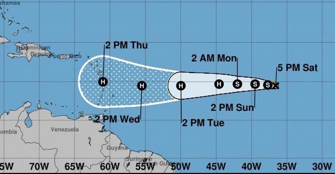 Isaac se degrada a tormenta tropical