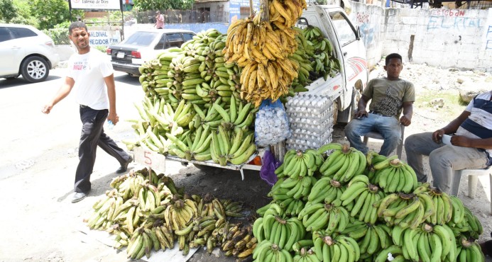 Digesett busca eliminar vendedores que obstaculizan el tránsito