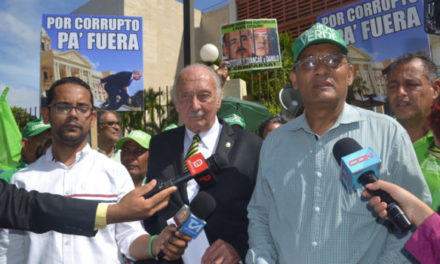 Verdes insisten en juicio político contra Medina