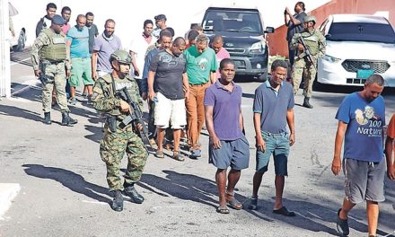 Condenan a 127 pescadores de RD en Bahamas