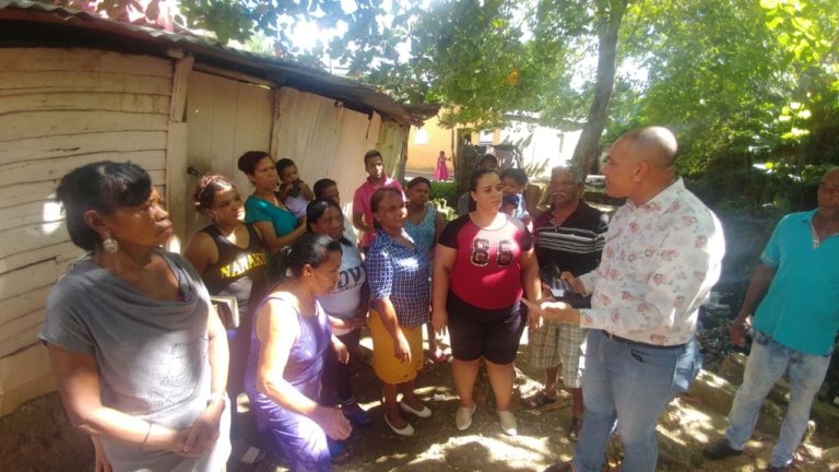 Moradores barrio Landia denuncian: Alcalde quiere colocar «cloacas» desenvoquen en cañada