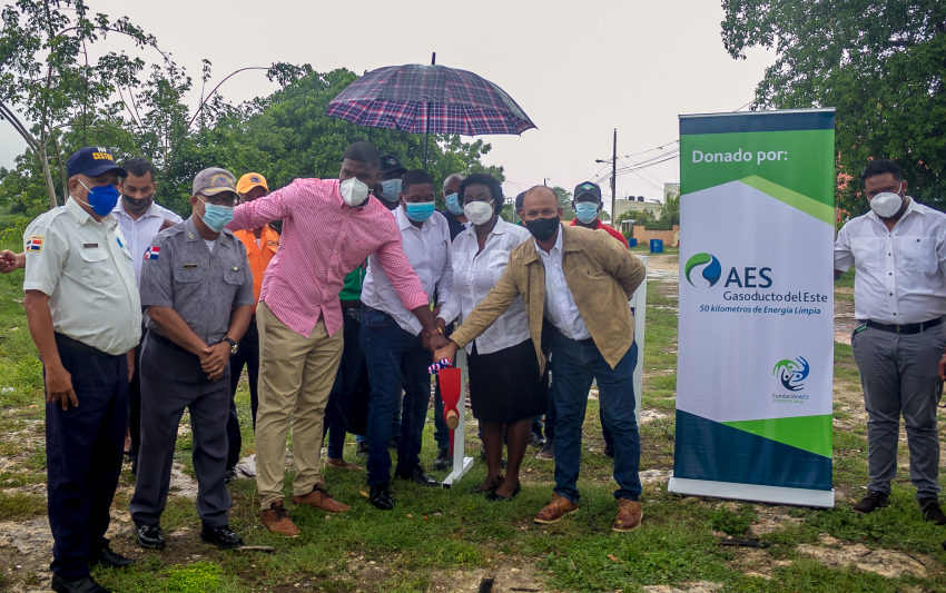 EnaDom continua programa de obras sociales en Guayacanes junto con la Alcaldía