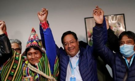 Luis Arce del MAS gana las elecciones, será el próximo presidente de izquierda de Bolivia