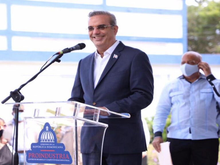 Gobierno reactivará zona franca en Salcedo aportará 300 empleos, tenía 10 años cerrada