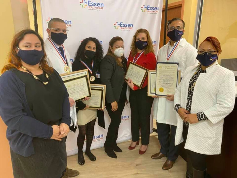 Casa Cultural Dominicana USA reconoce médicos por sus luchas contra COVID-19 en el Bronx