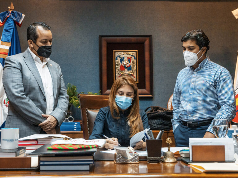 Ayuntamiento Distrito Nacional y URBE firman Acuerdo de Cooperación para el proyecto Nuevo Domingo Savio