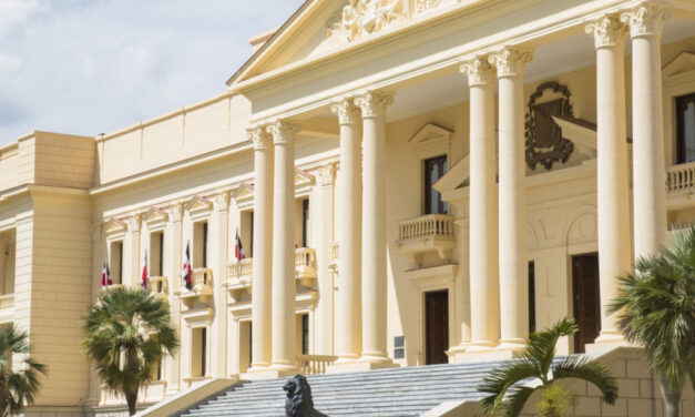 PE decreta nuevo horario toque de queda