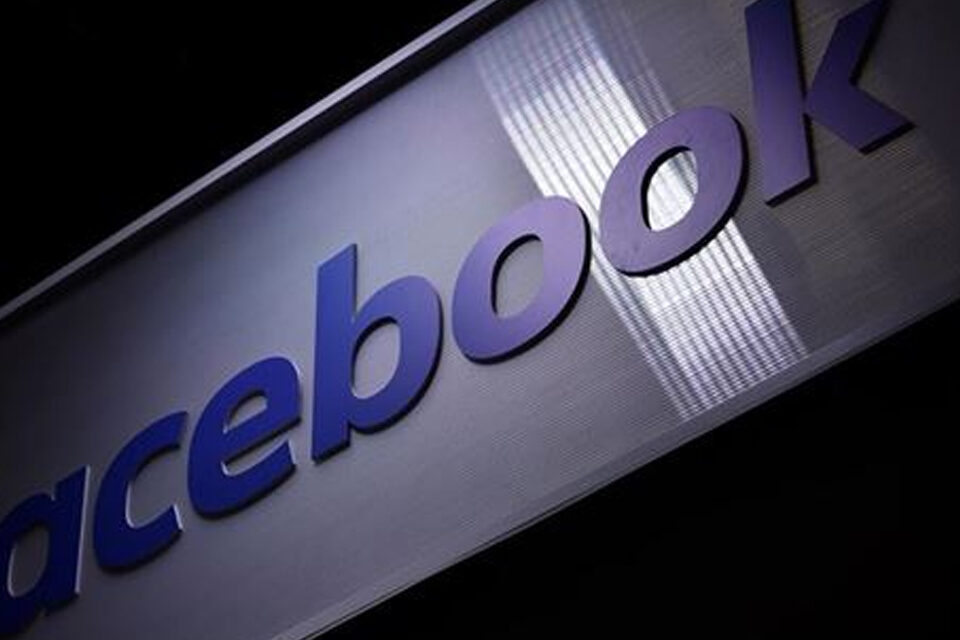 EE.UU demanda a Facebook por monopolio y pide que desinvierta en Instagram y WhatsApp