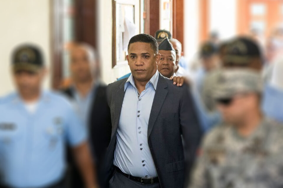 Fiscales acusan a Octavio Dotel de lavar dinero de la red de “César el Abusador”