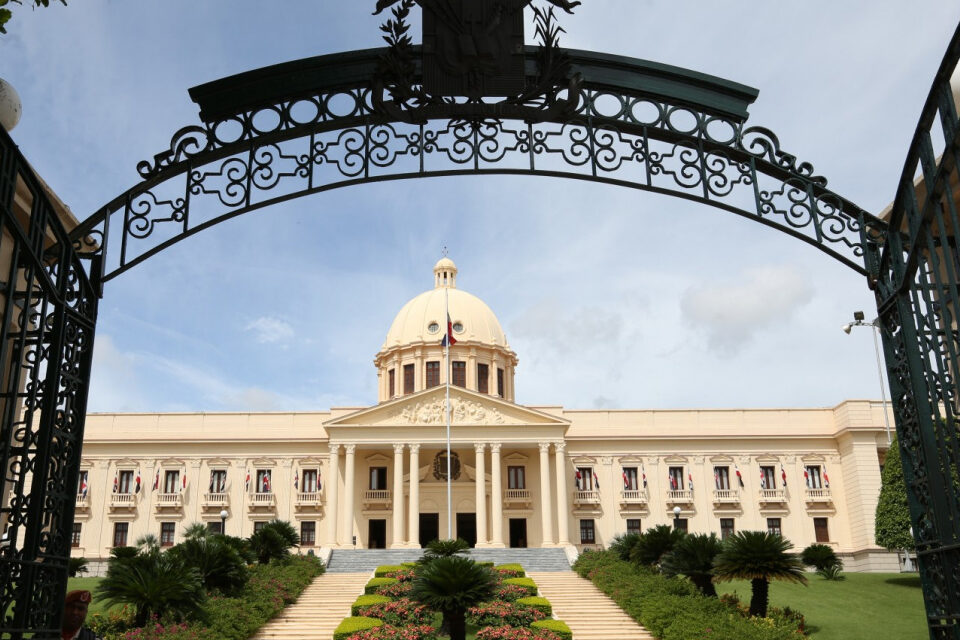 Presidente Abinader promulga Ley de Presupuesto General del Estado 2021 por más de un billón RD$