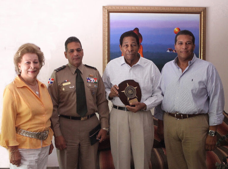 Fallece el creador de la Banda Colorá, mayor general (r) EN Enrique ...