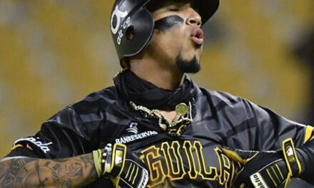 Las aguerridas Aguilas toman a los Toros por los cuernos y colocan la serie 3-2
