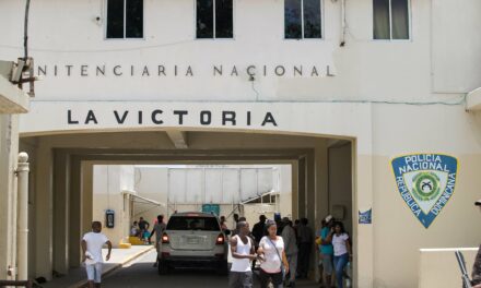 Tres muertos y varios heridos en pleito en la Penitenciaría Nacional de La Victoria
