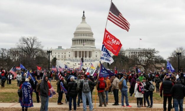 Seguidores de Trump asaltan al Capitolio en Washington, centro del poder político de EEUU
