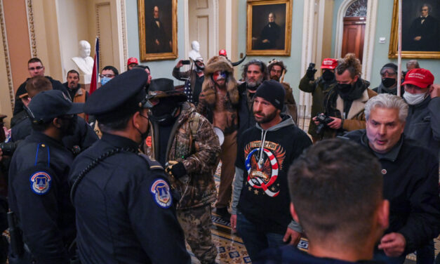 Seguidores de Trump asaltan al Capitolio en Washington, centro del poder político de EEUU