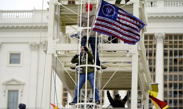 Seguidores de Trump asaltan al Capitolio en Washington, centro del poder político de EEUU