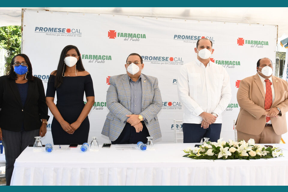 Inauguran nueva Farmacia del Pueblo