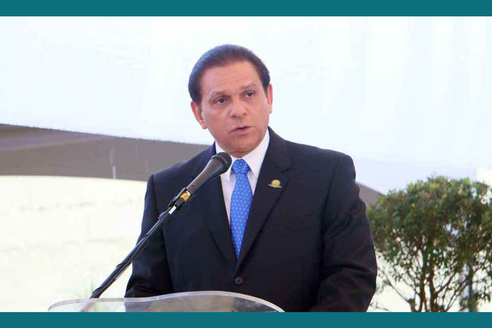 Presidente designa nuevo ministro de Salud